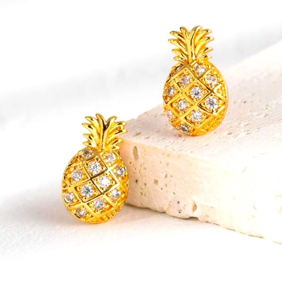 🍍Pineapple Cubic Zirconia Gold Earrings NWT - Picture 2 of 6
